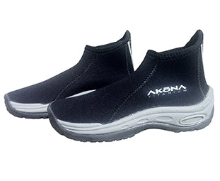 Akona 3mm Low-Cut Molded Sole Boot